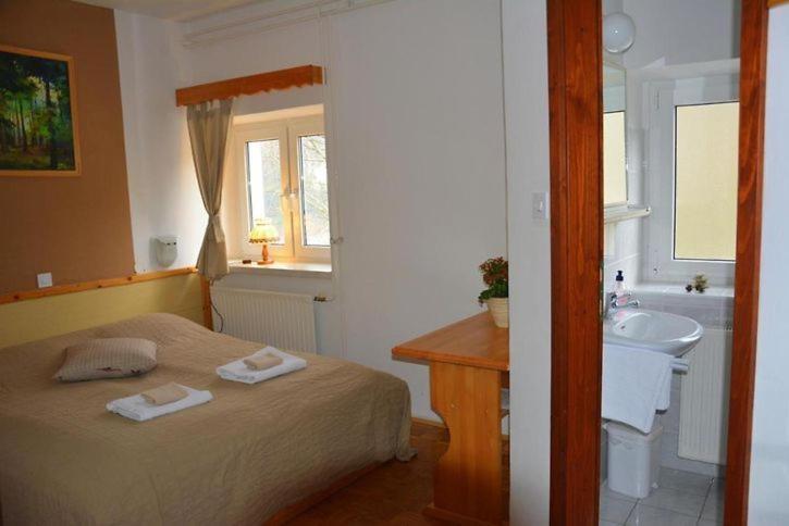Rooms Barovc By The Lake Jasna Kranjska Gora Exterior foto A room at the hotel